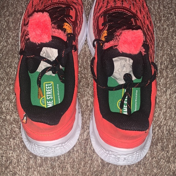 Under Armour Curry Brand Sesame Street Elmo Curry Flow 9 W9 M7.5 NEVER WORN - Picture 6 of 9